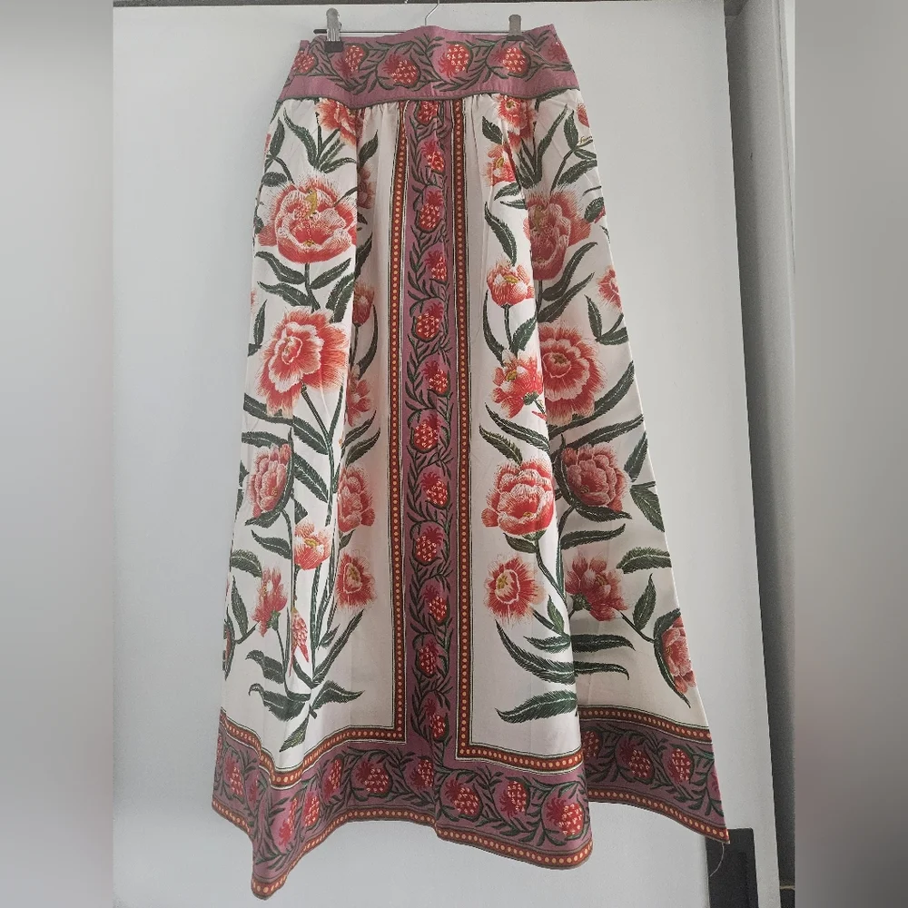 Farm Rio Off White Ainika Skirt, size XS, NWT - Picture 3 of 4